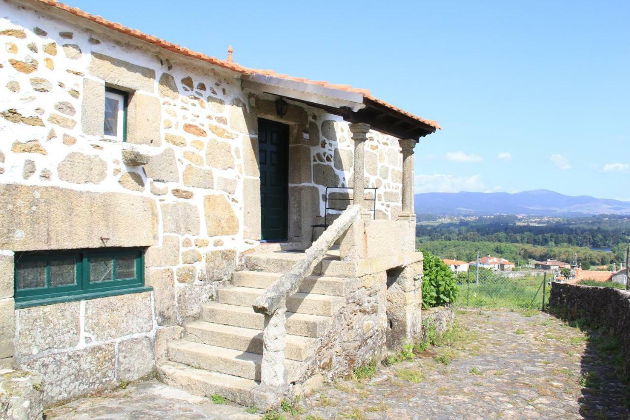 Gasthaus Casas Da Loureira - Casa Do Pote Vila Nova de Cerveira Exterior foto